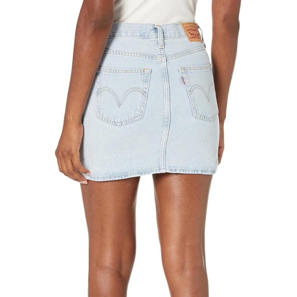Levi's Light Wash Denim Skirt